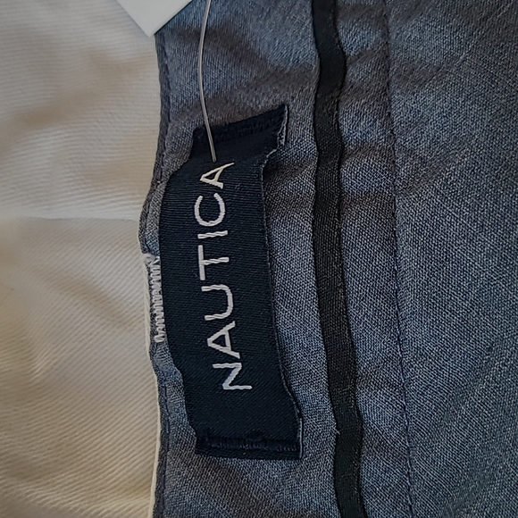 Nautica white men's shorts - Picture 13 of 16
